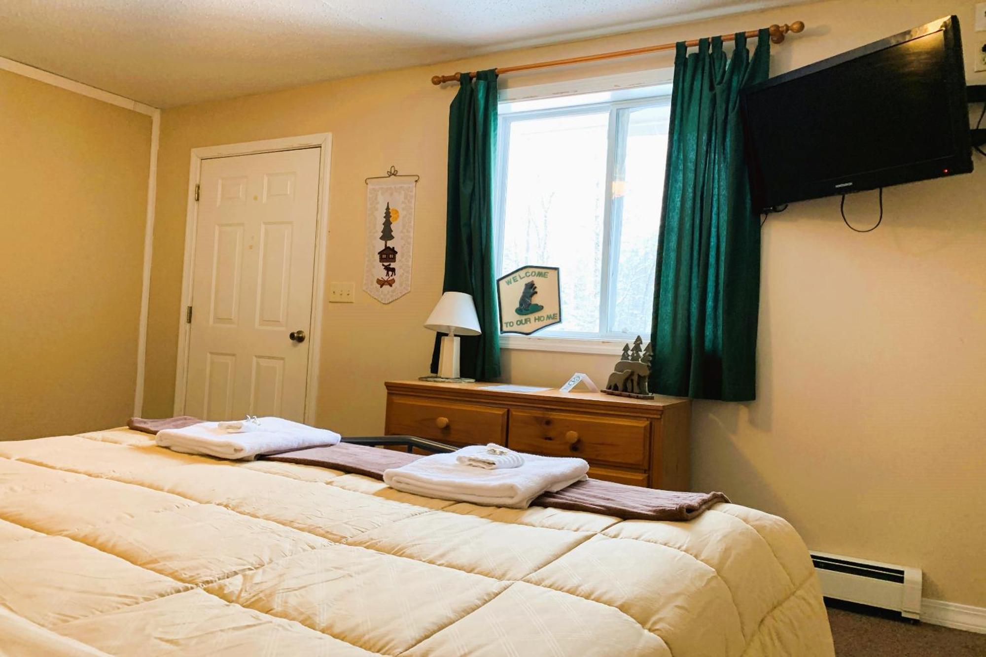 Love Hotels St John River By Oyo At Fort Kent Me Saint John Plantation Εξωτερικό φωτογραφία