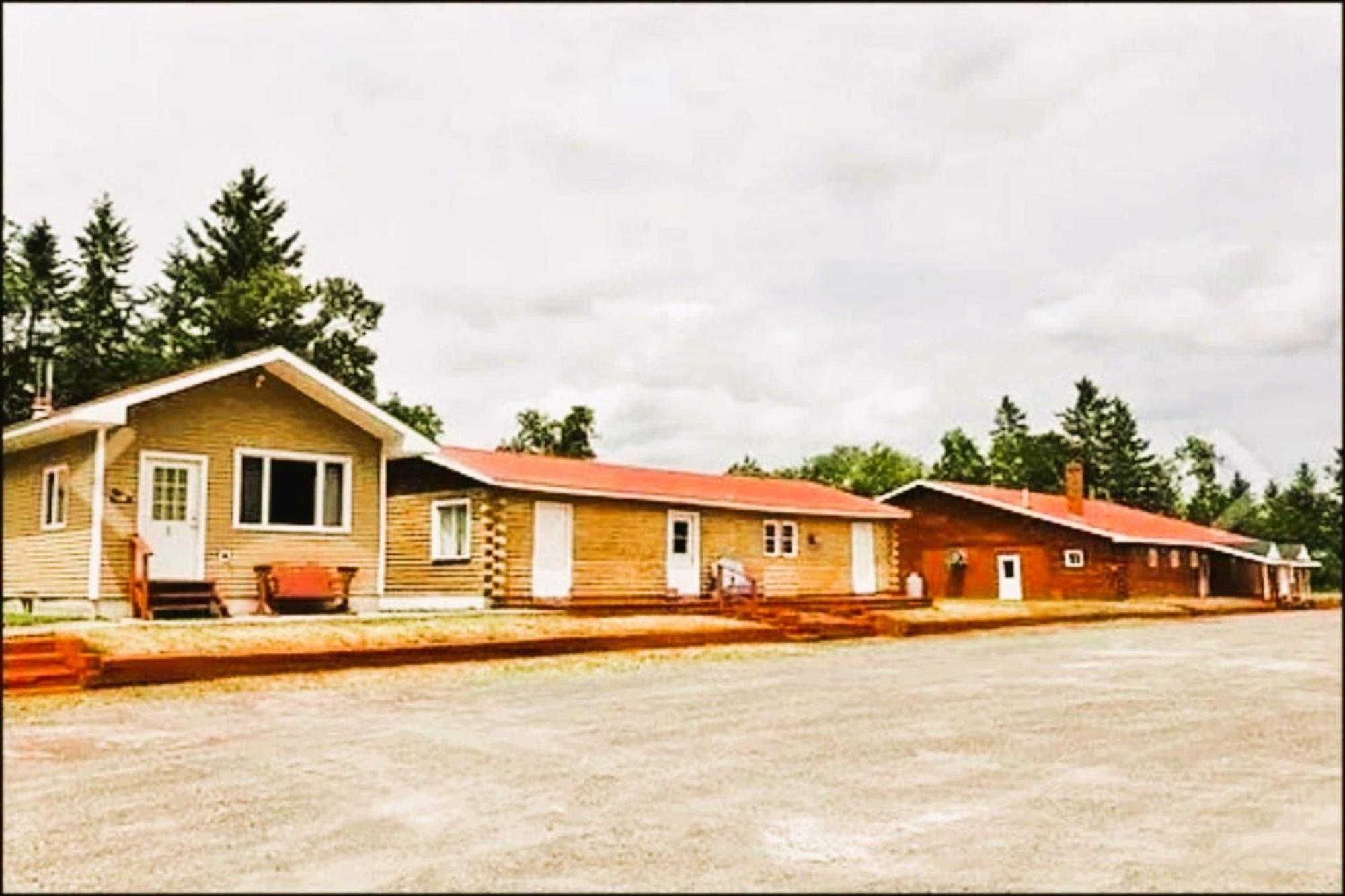 Love Hotels St John River By Oyo At Fort Kent Me Saint John Plantation Εξωτερικό φωτογραφία